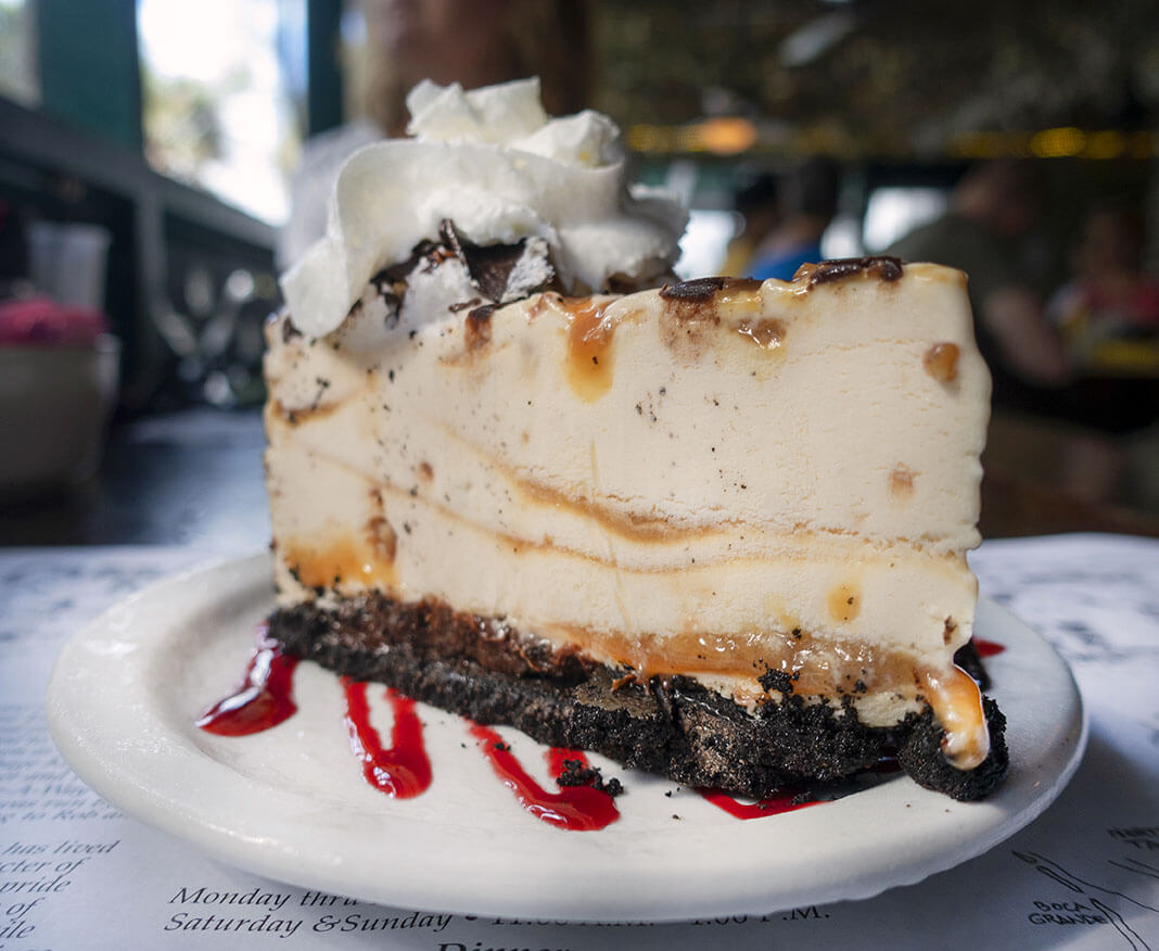 Caramel Turtle Fudge Ice Cream Pie at Cabbabe Key